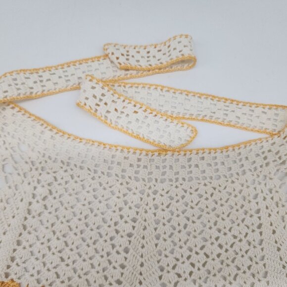 Vintage Handmade Crochet Apron With Yellow & White Patterned Design - Picture 8 of 8